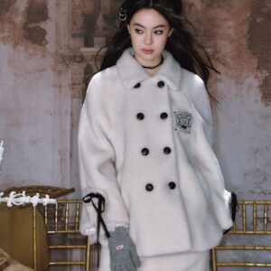 Good Girl, Bad Taste Wool Set